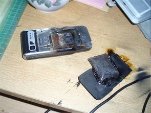 惨烈 亲历诺基亚手机电池在寝室爆炸